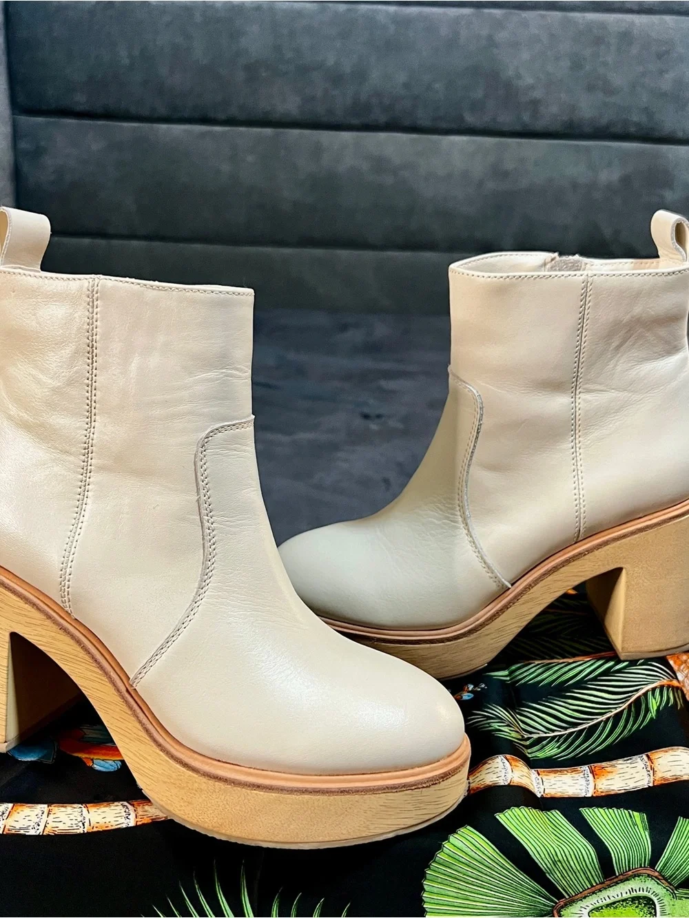 Anthropologie Dolce Vita Cecile Cream Platform Leather Boho Chunky Boots 7